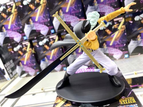 Figurka Banpresto One Piece Battle Record Collection - Dracule Mihawk na Arena.pl