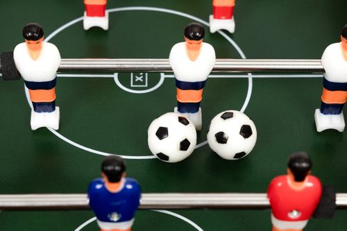 DLA DZIECI KOMPLET PIŁKARZYKÓW STOŁOWYCH na Arena.pl