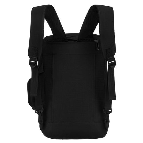 plecak podróżny w czarnym kolorze zamykany suwakiem, idealny na Arena.pl