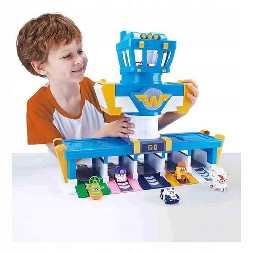 SUPER WINGS ZADANIOWE LOTNISKO – WIELOKOLOROWE PRZYGODA ZESTAW OD 3 LAT na Arena.pl