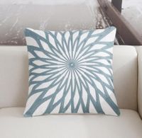 Poszewka na poduszkę we wzory geometryczne Rozeta 45x45cm