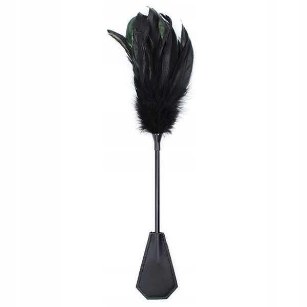 Erotyczna packa do zabaw BDSM, z piórkiem. zdjęcie 1