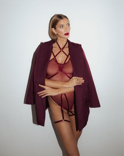 batty burgundy body harness promees na Arena.pl