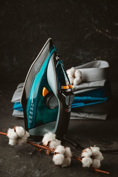 MOCNE ŻELAZKO PAROWE ZE STOPĄ CERAMICZNĄ 3000W zdjęcie 13