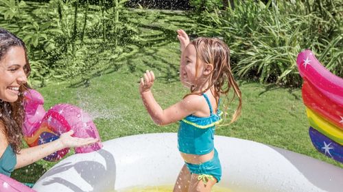 Basen brodzik dmuchany tęczowy jednorożec z fontanną spryskiwaczem #57441 na Arena.pl