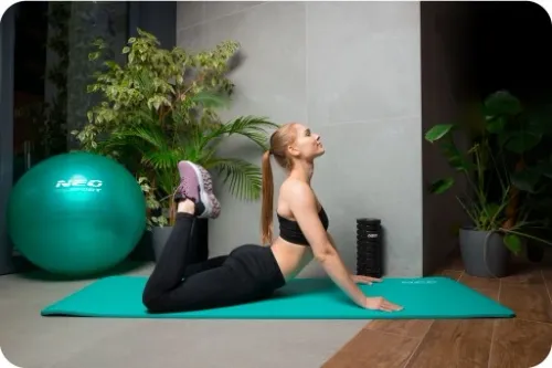 DUŻA MATA DO ĆWICZEŃ JOGI YOGA FITNESS GRUBA 1,5cm na Arena.pl