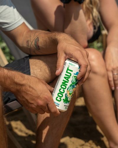 Woda Kokosowa Niegazowana Coconaut Puszka 320 ml W ZESTAWIE TANIEJ 10x szt na Arena.pl