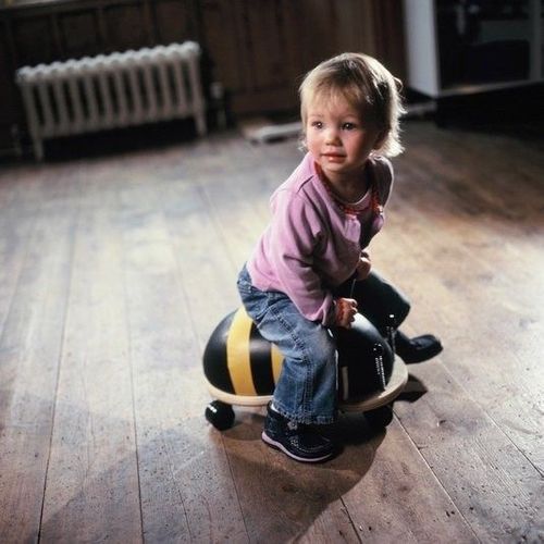 Jeździk mały pszczółka Wheely Bug na Arena.pl