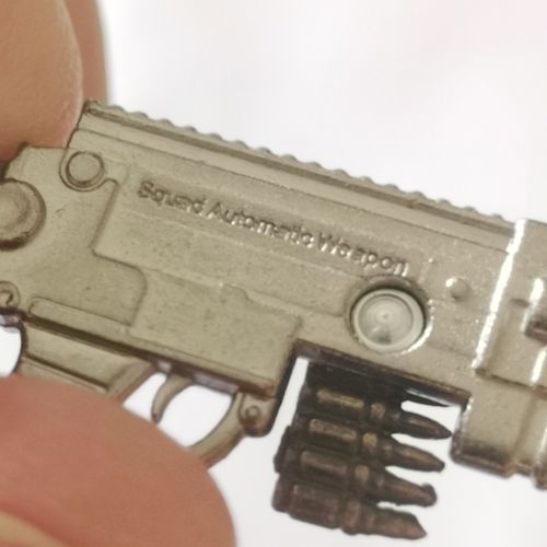 Breloczek Metalowy KARABIN Maszynowy SAW Wojsko Maszynówka Squid Game Guner na Arena.pl