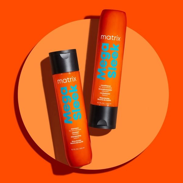 Matrix Mega Sleek Iron Smoother spray z termoochroną 250ml zdjęcie 5