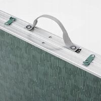 Stół kempingowy składany Quechua dla 4-6 osób