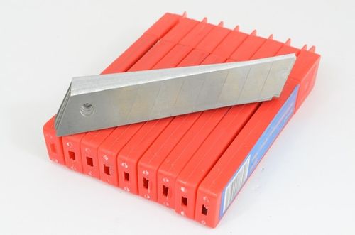 OSTRZA 18mm 100 sztuk Wymienne do nożyków wkłady na Arena.pl