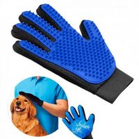 Rękawica szczotka do czesania sierści psa kota