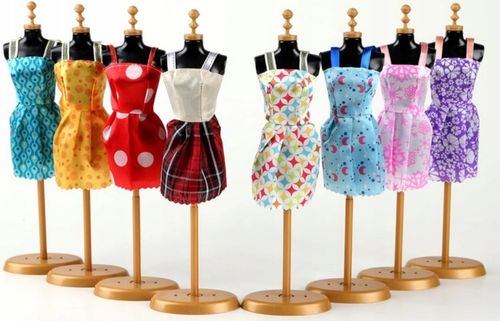 SUKIENKI DLA LALEK + AKCESORIA GADŻETY UBRANKA WÓZEK MEGA ZESTAW 125 SZT na Arena.pl