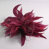 KWIAT Z PIÓR BROSZKA PRZYPINKA PIÓRA LOLITA AKCESORIA 14-16 CM