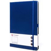 granatowy notes w formacie b5 zadrukowany w kropki i wyposażony w gumkę