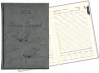 GRAWEROWANY KALENDARZ DZIENNY A5 2026 PERSONALIZOWANY Z TWOIM IMIENIEM