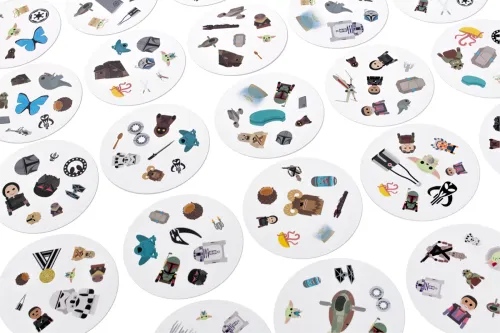 Prosta gra na spostrzegawczość - Dobble Star Wars Mandalorian - Znajdź parę na Arena.pl