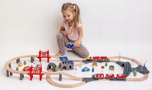 Drewniana Kolejka Elektryczna POCIĄG NA BATERIE x2 WAGONY TUNEL TOR Dźwięk na Arena.pl