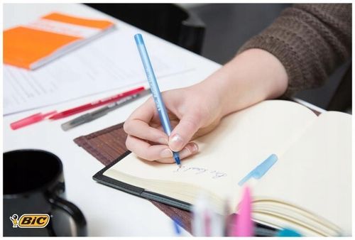 BIC DŁUGOPIS ROUND STIC CLASSIC CZARNY ZESTAW OPAKOWANIE 60 SZTUK na Arena.pl