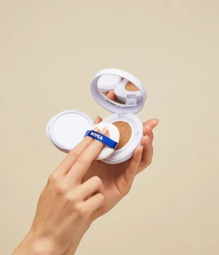 Krem-podkład NIVEA Hyaluron Cellular Filler 15g na Arena.pl