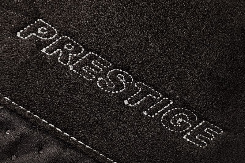 CHEVROLET CAPTIVA 1 2 I II pokrowce z alkantary PC zdjęcie 4