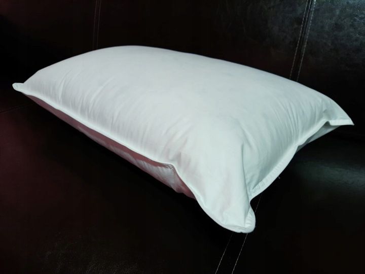 Poduszka z pierza 40x60 700g BIAŁA zdjęcie 6