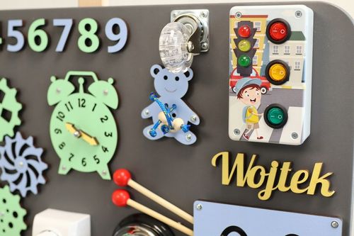 Tablica manipulacyjna sensoryczna Montessori na Arena.pl