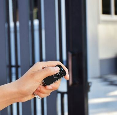 PILOT UNIWERSALNY DO BRAMY ALARM SAMOKOPIUJĄCY OKNA/ DRZWI GARAŻU WJAZDOWEJ na Arena.pl