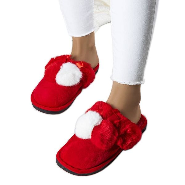 Czerwone kapcie r.36 zdjęcie 1