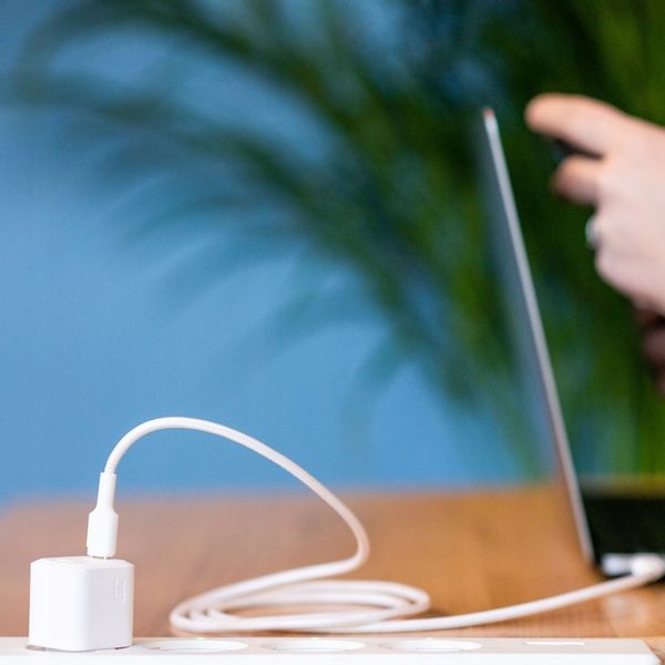 Biała Szybka Ładowarka GC Power GaN 33W 1x USB-C Power Delivery do telefonu zdjęcie 6