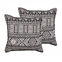 Zestaw 2 poduszek dekoracyjnych geometryczny wzór 45 x 45 cm czarno-beżowy SIRVAN