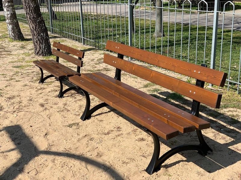 KOMPLETNA ŁAWKA DZIECIĘCA SMERF zdjęcie 3