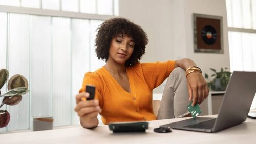 PORTFEL KRYPTOWALUT TREZOR SAFE 3 - STELLAR SILVER na Arena.pl