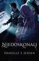 Trylogia klątwy. Tom 4. Niedoskonali