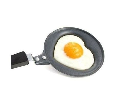 Patelnia serduszko - mała na Arena.pl