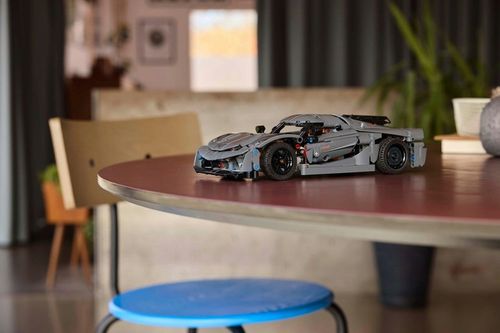 LEGO Technic 42173 Szary hipersamochód Koenigsegg Jesko Absolut na Arena.pl