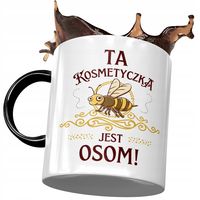 Kubek Czarny Kosmetyczki Ta Kosmetyczka Jest Osom Z Nadrukiem Ze Zdjęciem