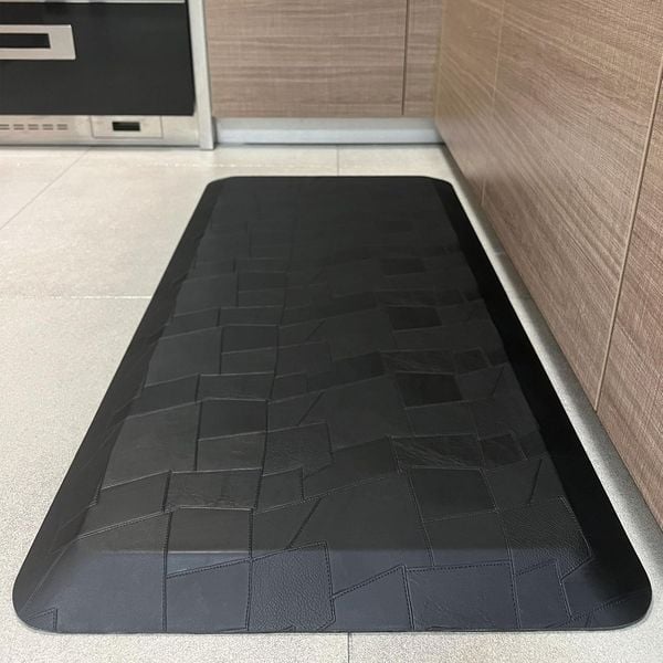 Mata Ergonomiczna Antyzmęczeniowa Kuchenna Czarna 44x100 cm Odciążająca zdjęcie 2