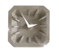ZEGAR DO POSTAWIENIA BETONOWY 10x10cm KURIER 9,90