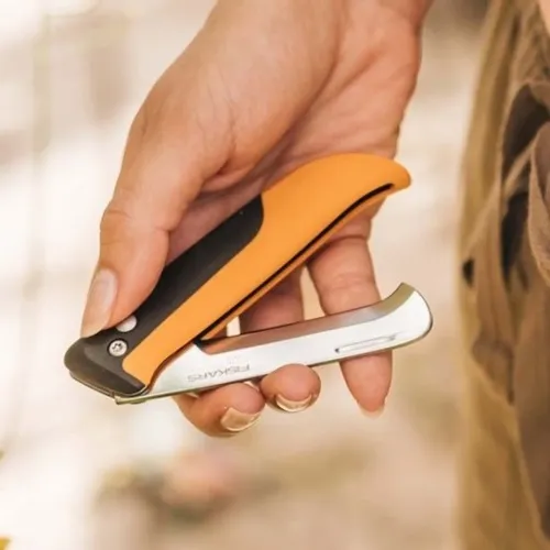 FISKARS / Nóż składany X-series K80 / Idealny do zbioru warzyw i owoców na Arena.pl