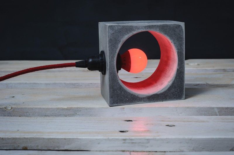 Lampa betonowa stojąca Malos zdjęcie 1