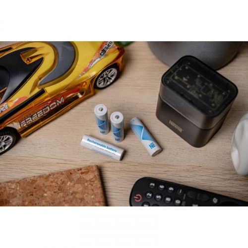 ŁADOWARKA USB-C 8-KANAŁOWA 350MA LI-ION NI-MH AA NEWELL na Arena.pl