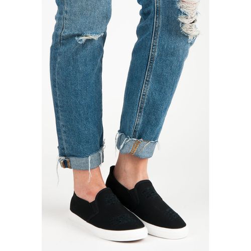 Czarne trampki slip on r.36 na Arena.pl