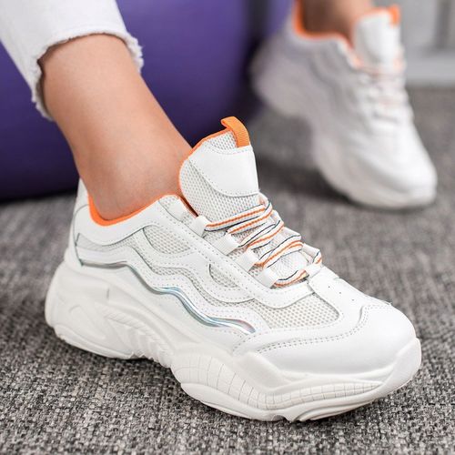 Sznurowane Sneakersy r.38 na Arena.pl