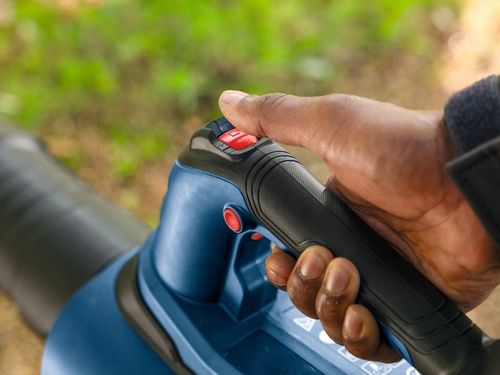 Dmuchawa do liści akumulatorowa BOSCH GBL 18V-800 06008D2200 Body na Arena.pl