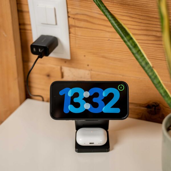 Spacecase 3In1 Wireless Charger Magcharge Wm4B Black zdjęcie 3
