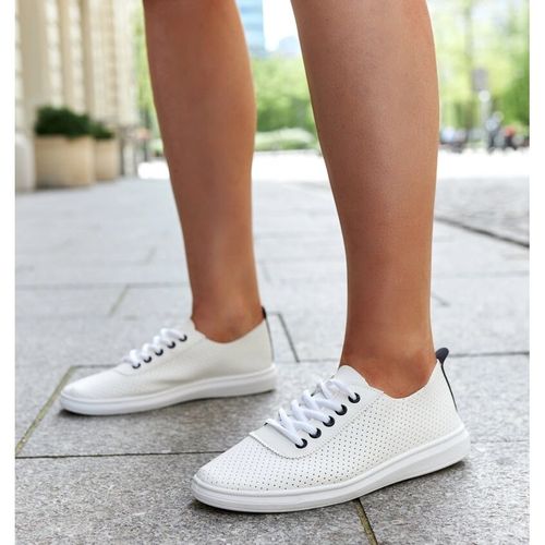 Białe tenisówki r.39 na Arena.pl