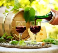 FOTOTAPETA kuchenna KIELISZKI Z WINEM SER 200x130