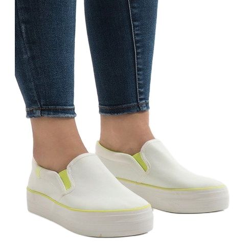 Białe trampki platformie GF-41 r.38 na Arena.pl